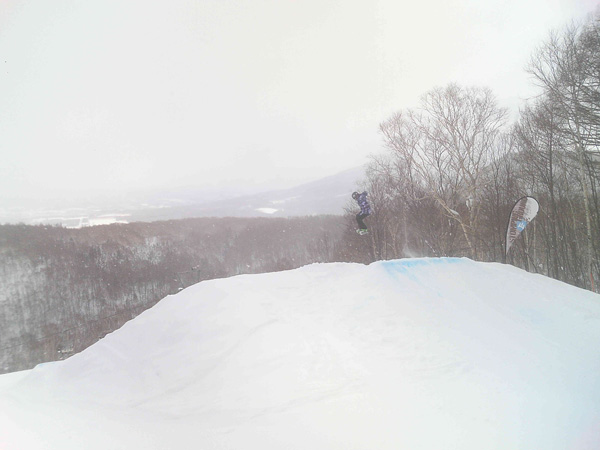 ben spinning front side