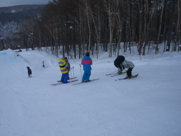 The skiing crew at th#6780E